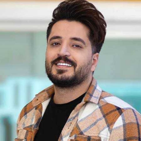 دانلود آهنگ مجتبی دربیدی بابایی پشتمو خالی نکن تاج سرم