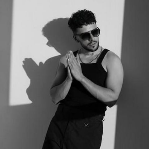 دانلود آهنگ کافامین ایچی آله واله بنی دور دور سیام و ابرو دانلود آهنگ کافامین ایچی آله واله بنی دور دور سیام و ابرو