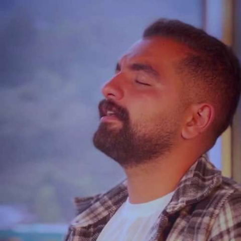 دانلود آهنگ قشنگ یار بلند گیسو دارنی مهدی کارگر