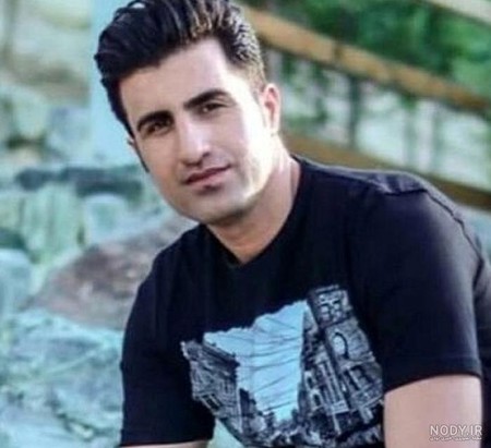 دانلود اهنگ محسن لرستانی تو اگه بخوای پر میشه دورت بشمار سه