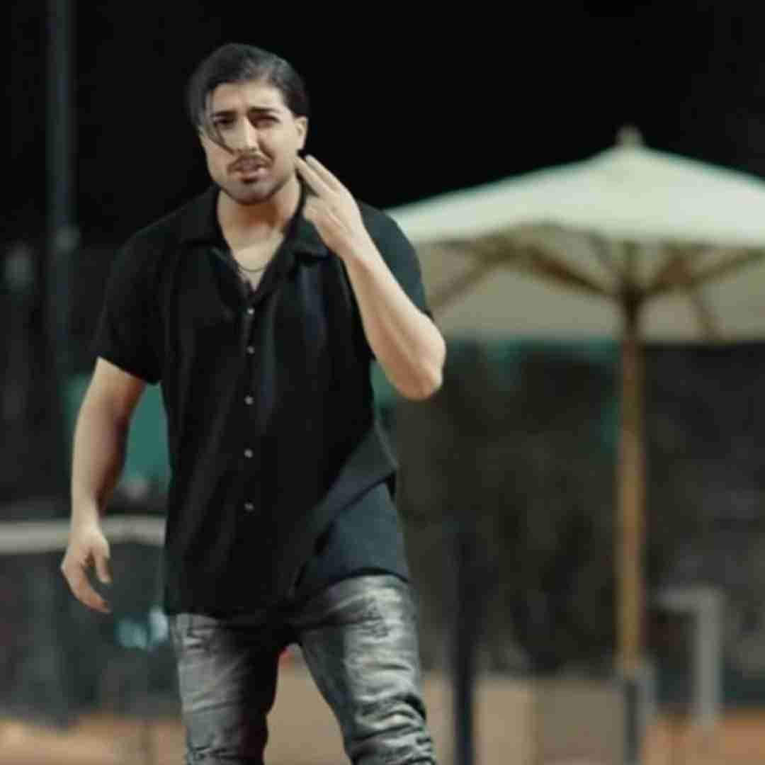 دانلود اهنگ امیر لیام دﻳﻪ ﺳﺮاﻏﻰ ﻧﮕﻴﺮی ازم ﺧﻮدت ﮔﻔﺘﻰ ﺑﺎﻋﺚ اﻳﻦ ﺟﺪاﻳﻰ ﻣﻨﻢ