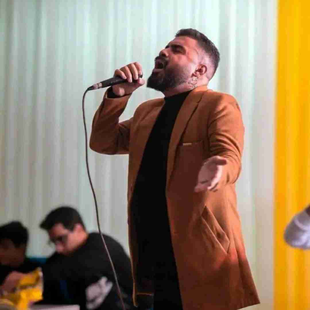 دانلود اهنگ فرهاد جهانگیری ﺧﺐ ﻣﮕﻪ ﻣﺮض داری ﺧﺎﻃﺮه ﻣﻴﺴﺎزی