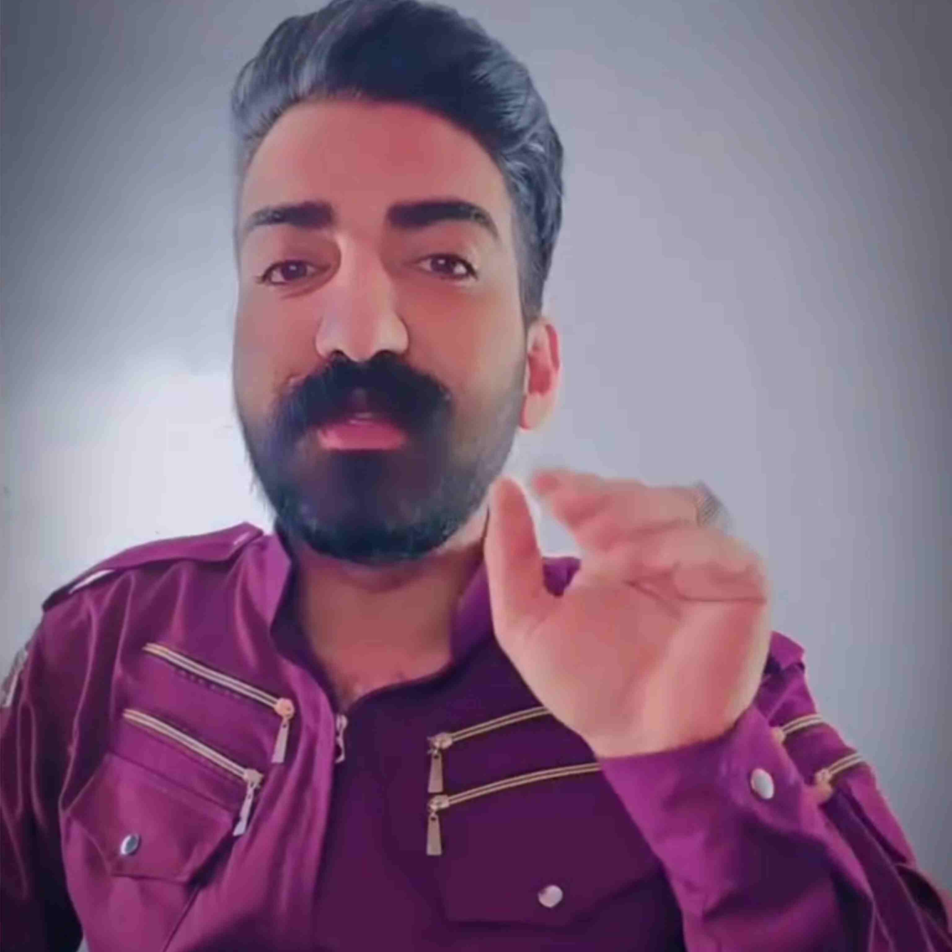 دانلود اهنگ میلاد غلامی له ناو اینستا لباس کوردی کنه ور