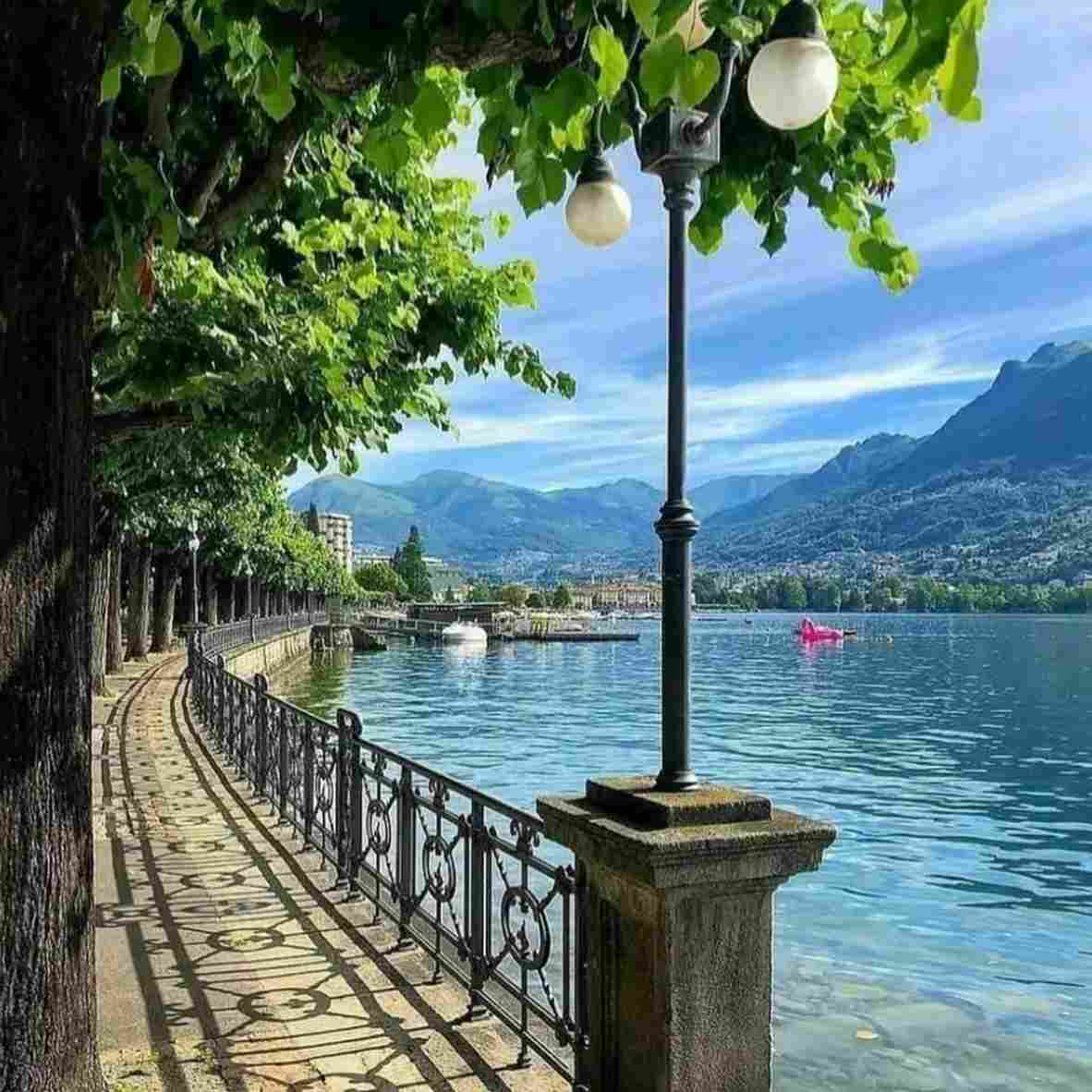 دانلود اهنگ کی میگه آسمون همه ماه داره شایدم واسه ما