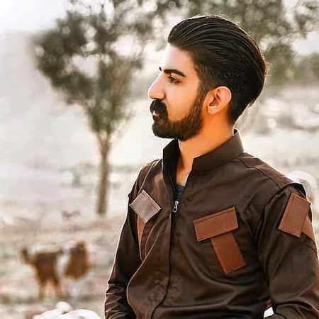 دانلود اهنگ میلاد غلامی هلو فره تامگه یه کولچی تمامیگه