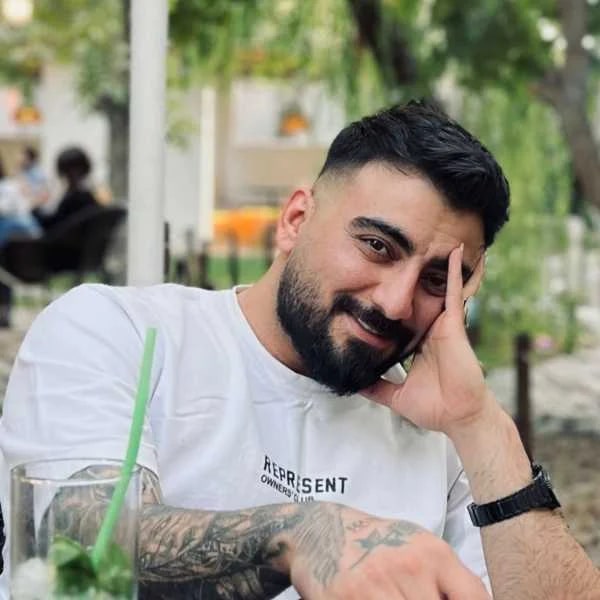 دانلود اهنگ رامین تجنگی قلب مشکی