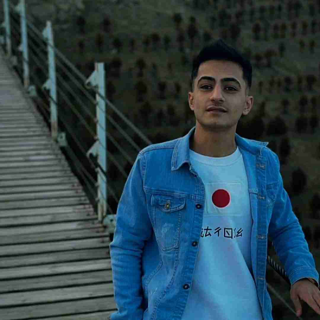 دانلود اهنگ مهدی مولاد آدم برفی