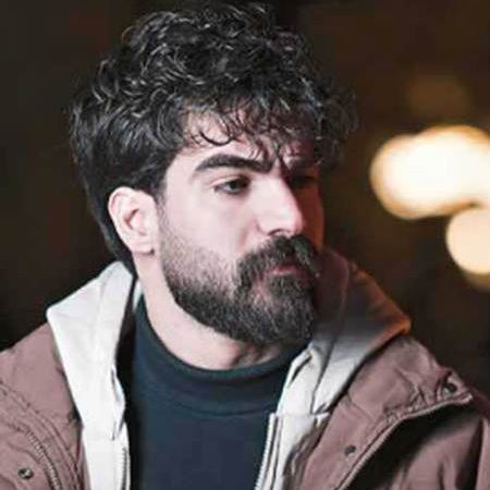 دانلود اهنگ حمیدرضا بابایی تو شب سیاه تو شب تاریک از چپ