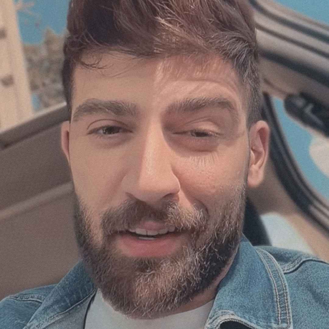 دانلود اهنگ محمد محرمی ﻧﻪ دﻳﮕﻪ ﺑﻤﻴﺮی ﻫﻢ ﻧﻤﻴﺬارم ﻛﻪ اﻳﻦ ﺳﺮی ﺑﺮﮔﺮدی