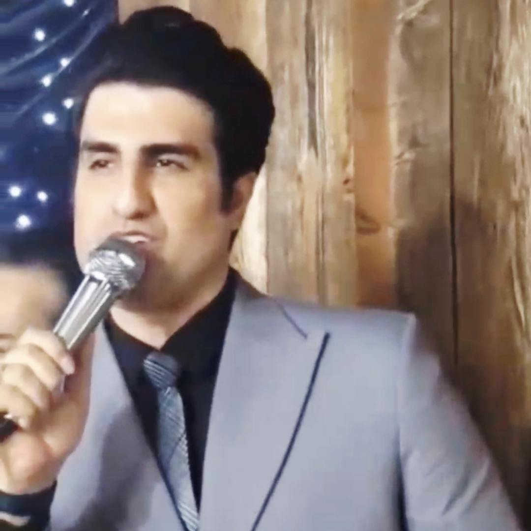 دانلود اهنگ محسن لرستانی یه قاب عکس خالی یه چندتا یادگاری