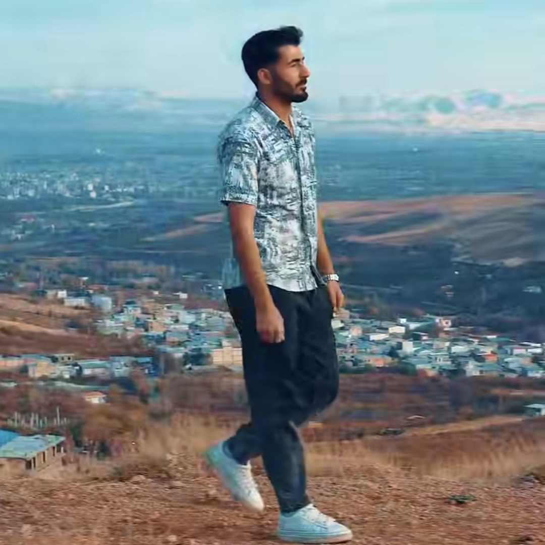 دانلود اهنگ علی امیرزاده روزگار