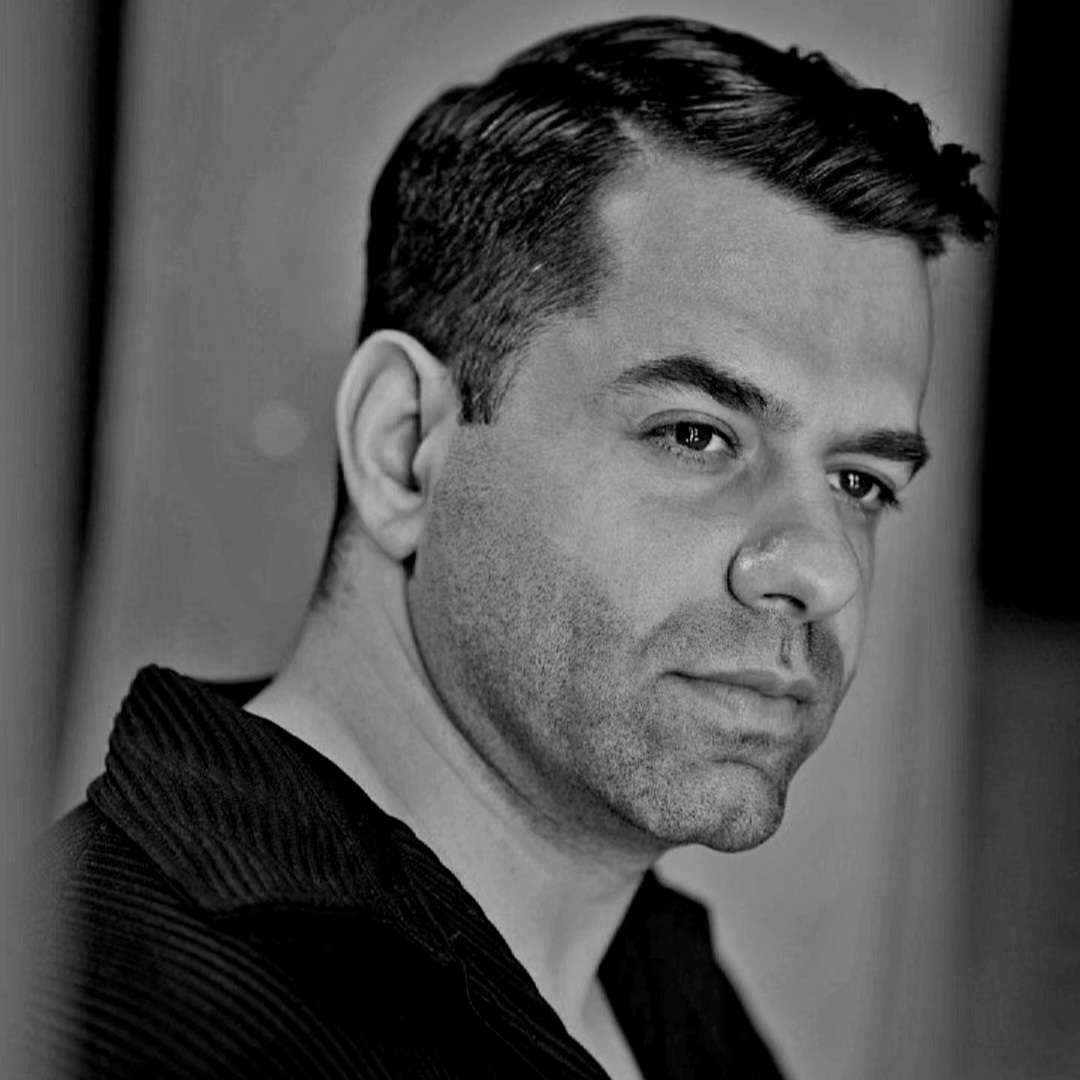 دانلود اهنگ رضا بهرام گل لبخند تو هر لحظه که پژمرد