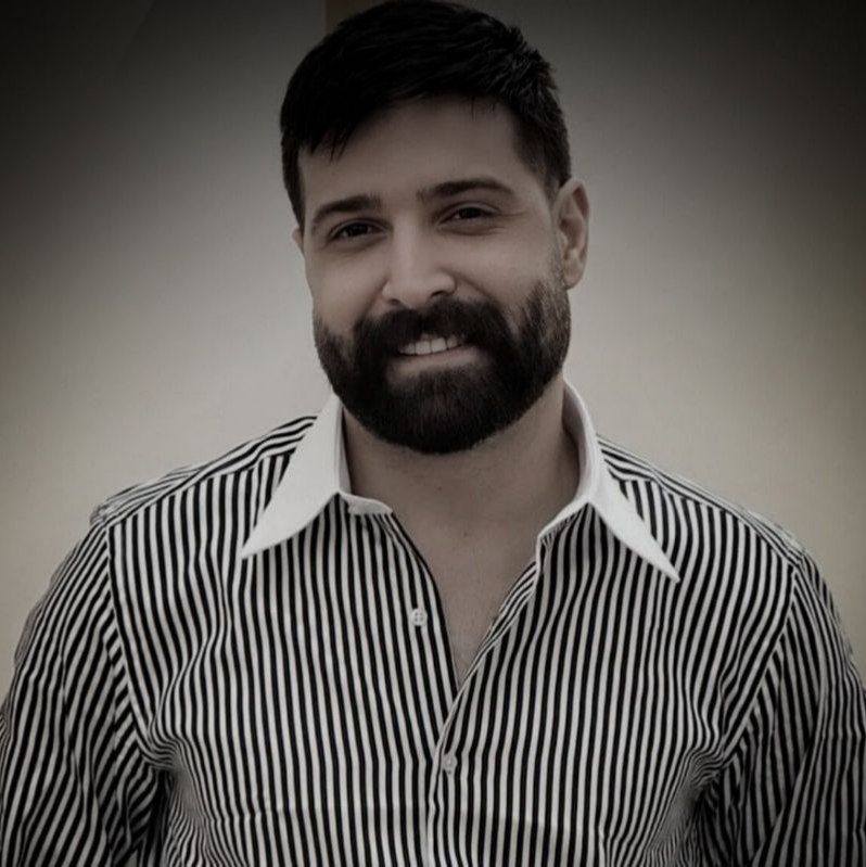 دانلود اهنگ حمید هیراد نظر بازی نکن با دلم بازی نکن (ترند اینستایی)
