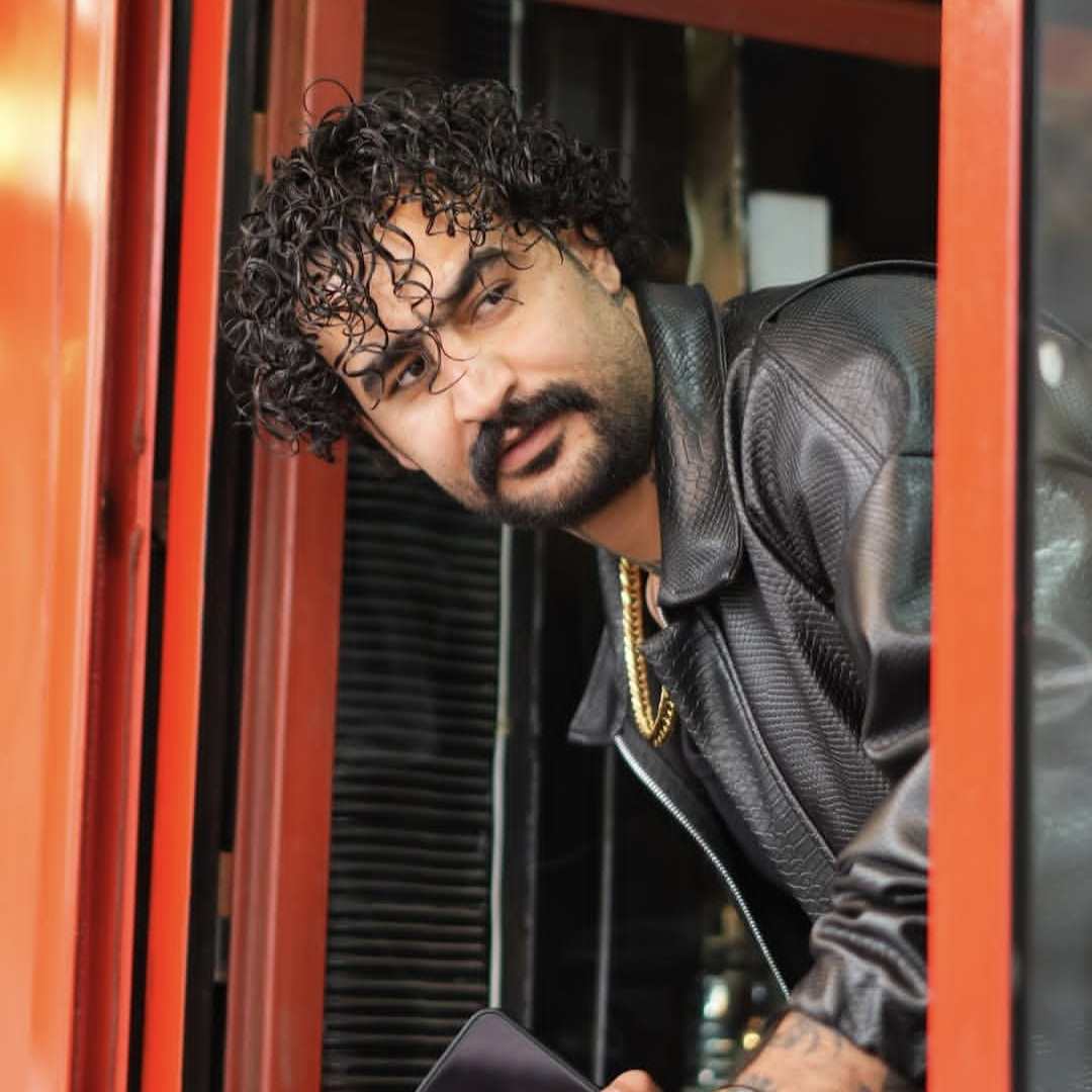 دانلود اهنگ وحید عباسی خانم تهرانی