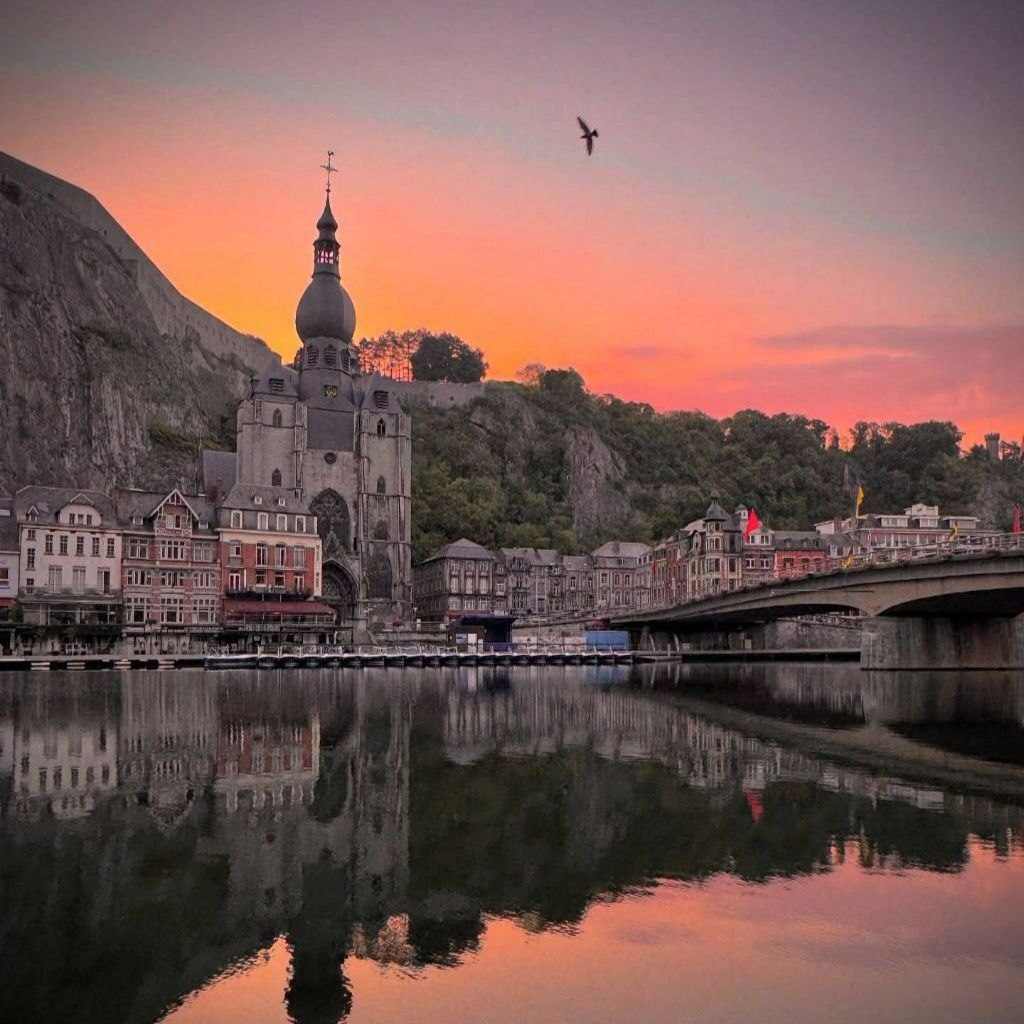 دانلود اهنگ هر شب چپه میشدم از بغض خفه میشدم