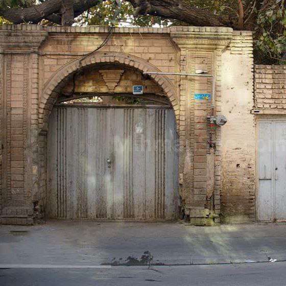 دانلود اهنگ حسن امشب بیا بدجوری گیرم نکن بازی که
