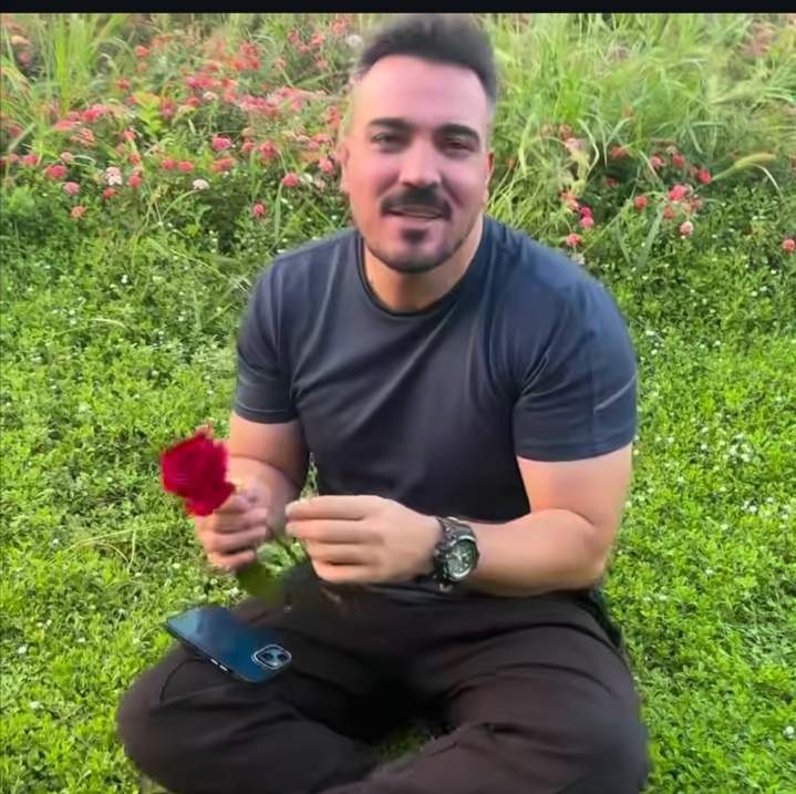 دانلود اهنگ فرهنگ ملکی تو گلی گلم ارا چیه گل و جمالت