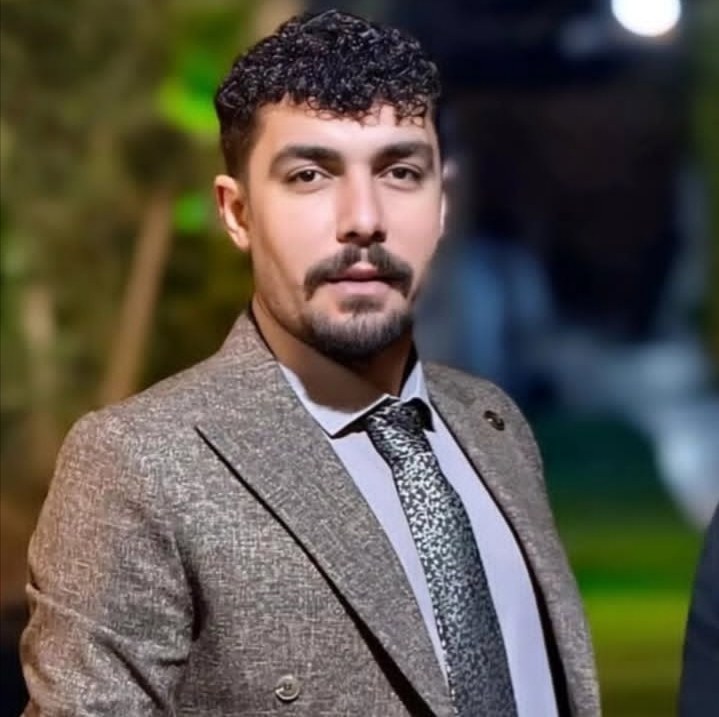 دانلود اهنگ فرشید حکمتی وی قربون دارت برم کوتی میونه