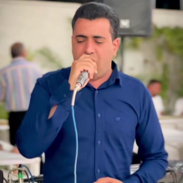 دانلود اهنگ غلام عباس حسن زاده یه یاری دارم با کلاس سوار میشه دنا پلاس